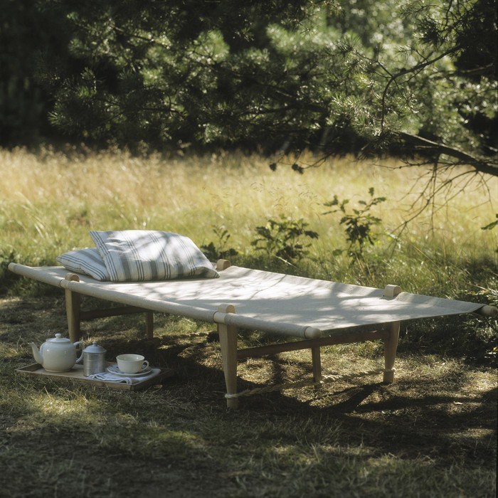 7 Classic Canvas Cots for Summer Slumber REMODELISTA