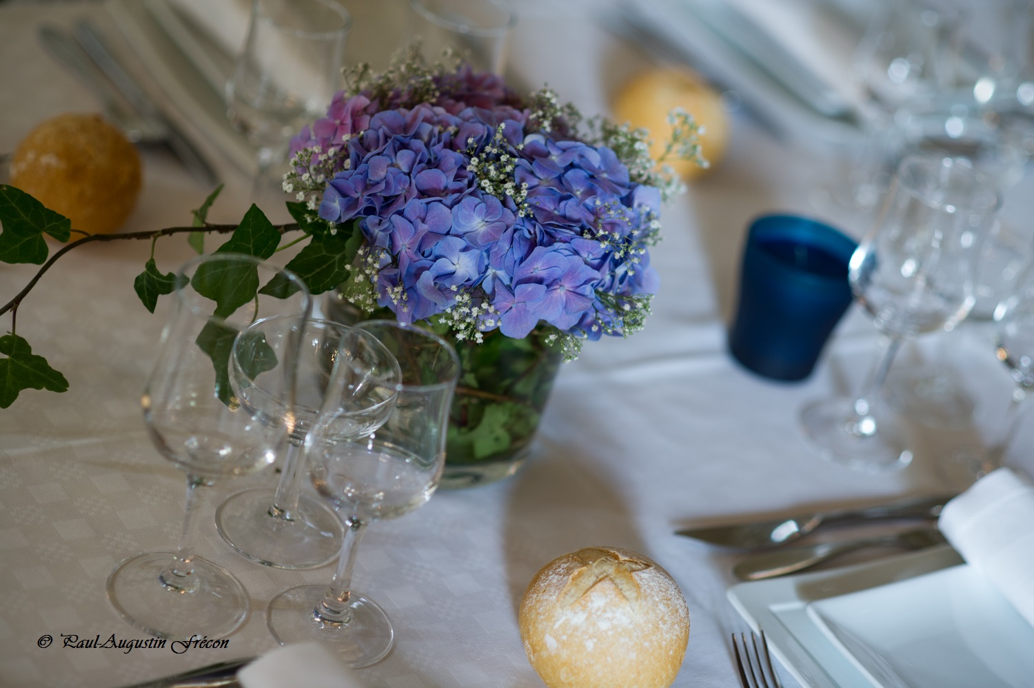 Deco de table mariage bouquet bleu