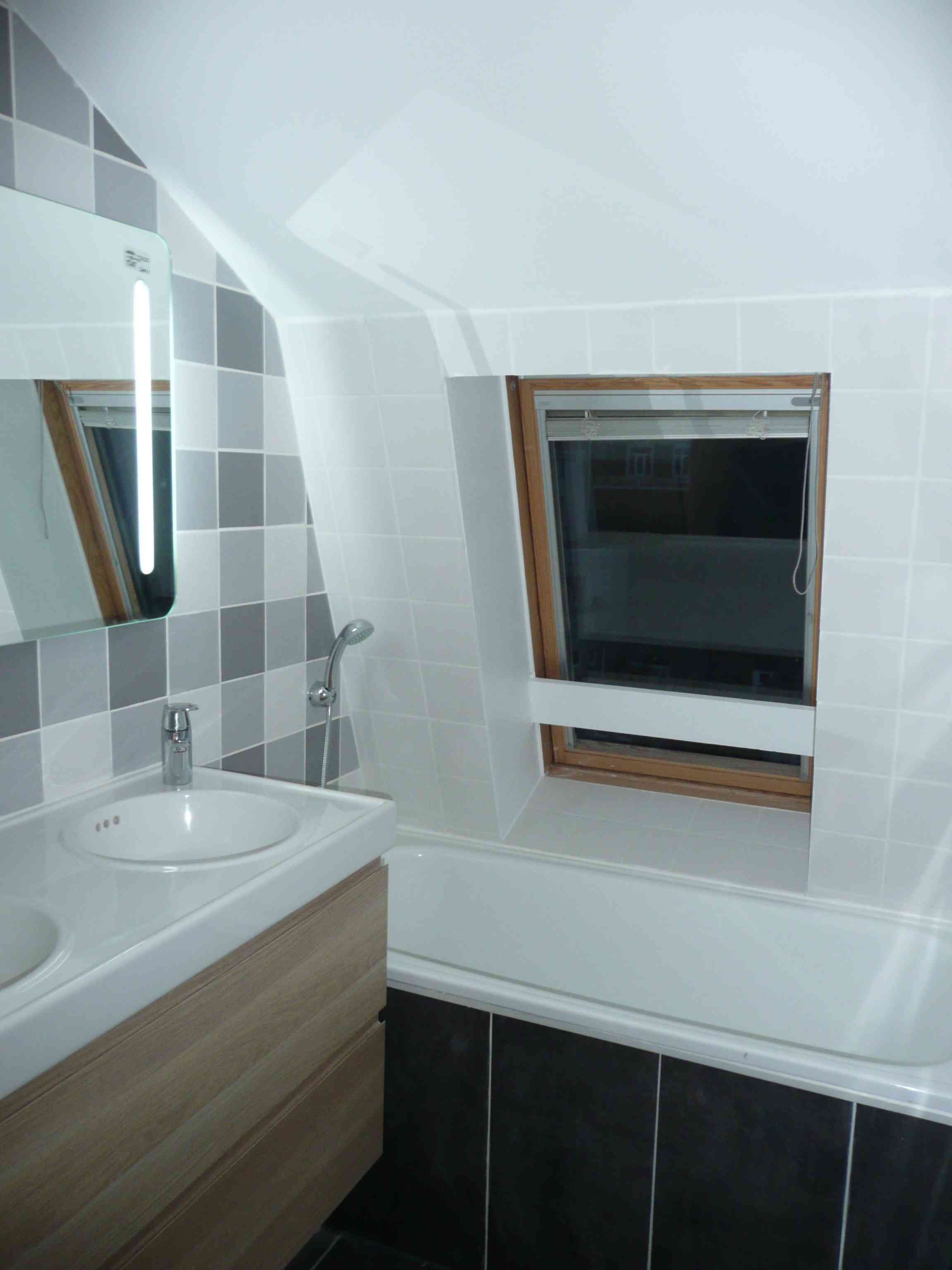 Salle de bain Lille gris renovation A tous les etages
