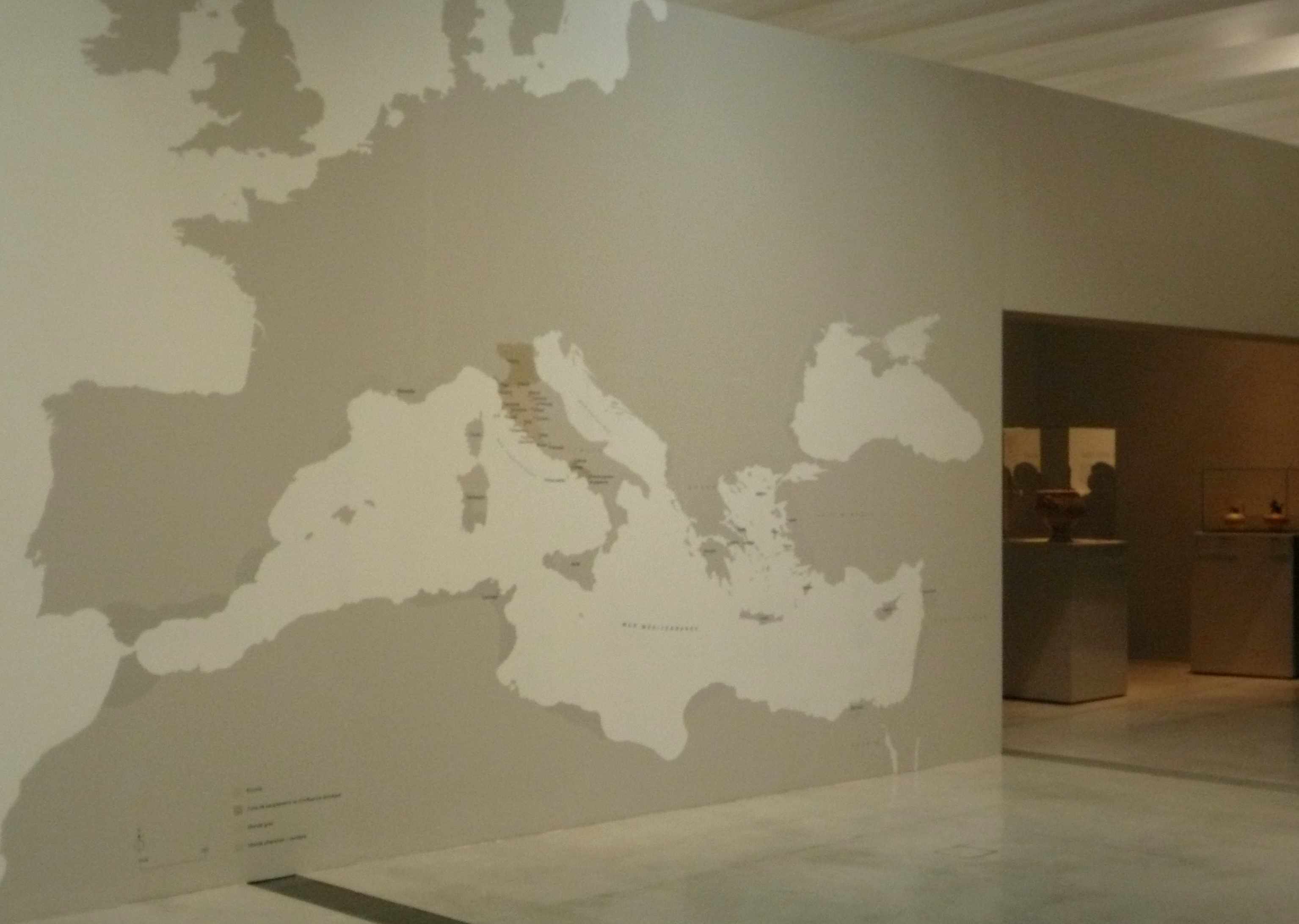 Carte Mediterranee Expo-Etrusques-Louvre-Lens-2014