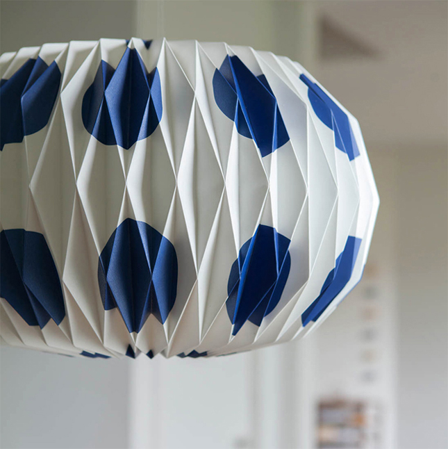 suspension-origami-Suzette-pois-bleus-lzc-decoration