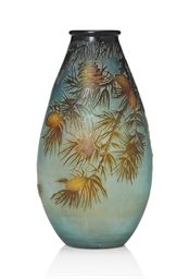 vase art nouveau decor pin