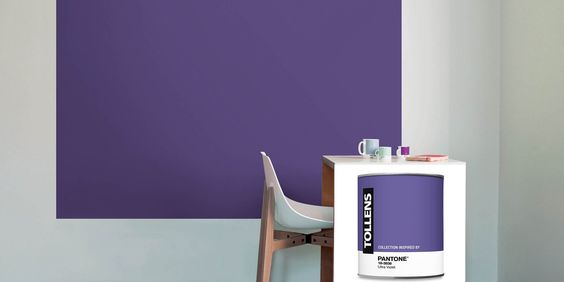 ultra-violet_Pantone-Tollens_2018