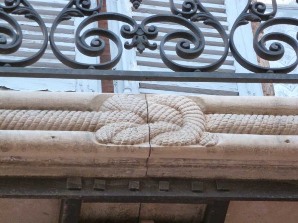 Atouslesetages_conseil-deco_Montauban_detail_balcon