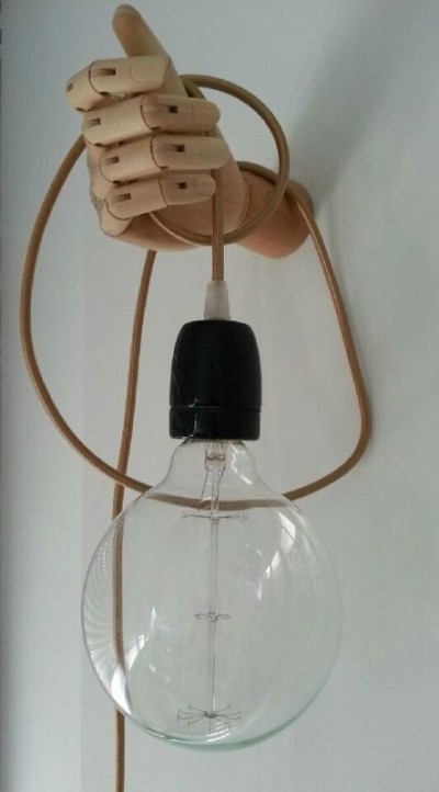 lampe_main-articulee_Pinterest